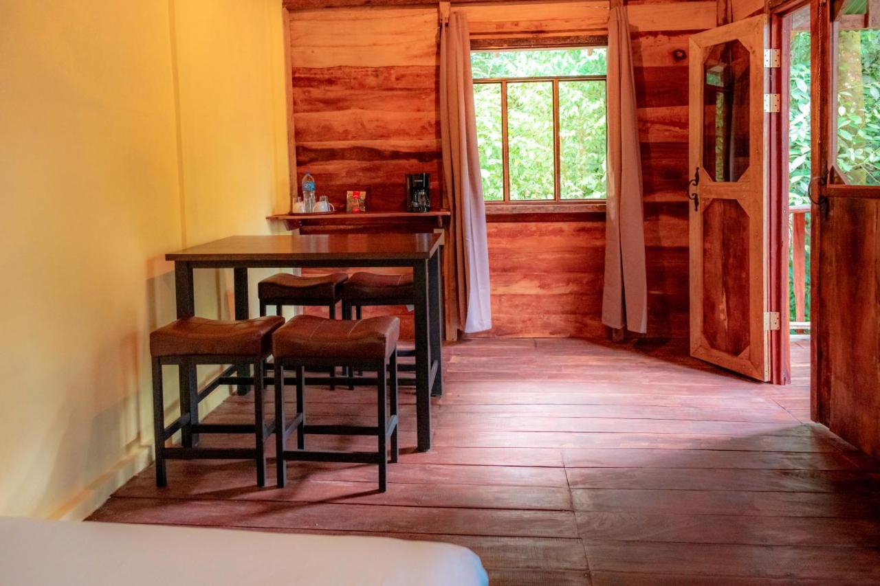 La Tigra Rainforest Lodge La Fortuna Екстер'єр фото